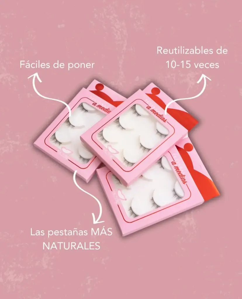 Pestañas a medias by Kriz Reales